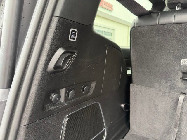 Used 2024 Jeep Wagoneer Series II AWD/4WD image 17