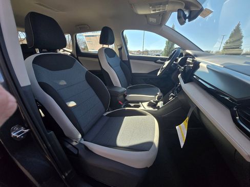 New 2026 Volkswagen Taos S image 10