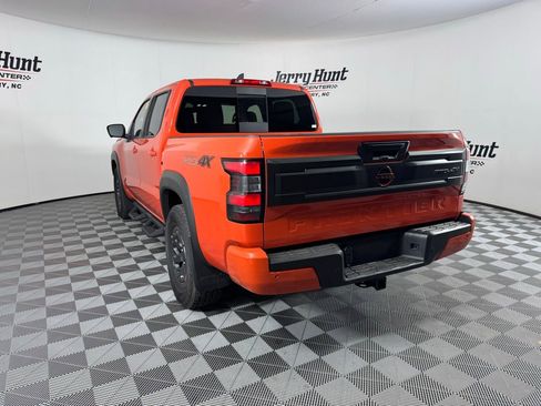 Used 2025 Nissan Frontier PRO-4X w/ Pro Convenience Package image 8