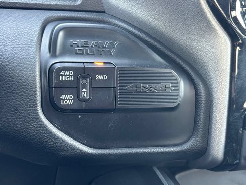 Used 2024 RAM 2500 Big Horn w/ Night Edition AWD/4WD image 12
