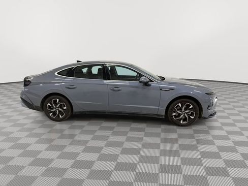 Used 2025 Hyundai Sonata SEL FWD image 12