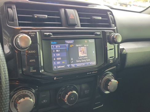 Used 2018 Toyota 4Runner TRD Off-Road Premium image 21