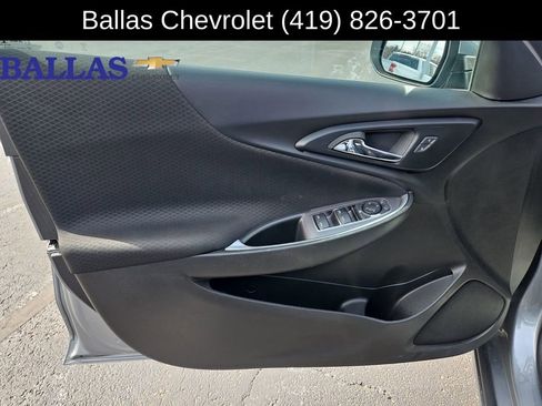 Used 2024 Chevrolet Malibu LT image 23