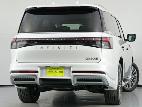 Used 2025 INFINITI QX80 Luxe w/ Cargo Package AWD/4WD image 5