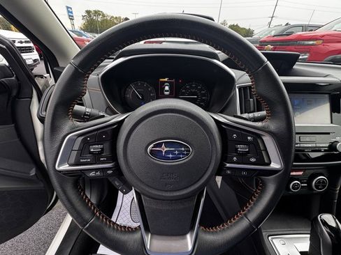 Used 2023 Subaru Crosstrek 2.0i Premium image 14