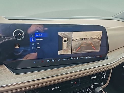 New 2026 Chevrolet Tahoe High Country image 18