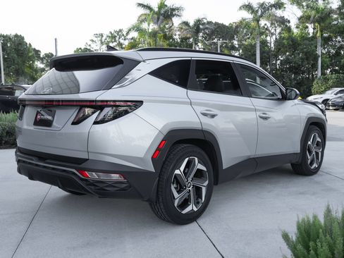 Used 2022 Hyundai Tucson SEL w/ Convenience + Premium Package FWD image 10