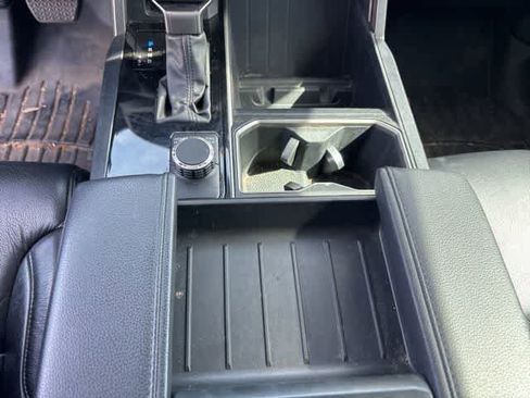 Used 2022 Toyota Tundra SR5 image 17