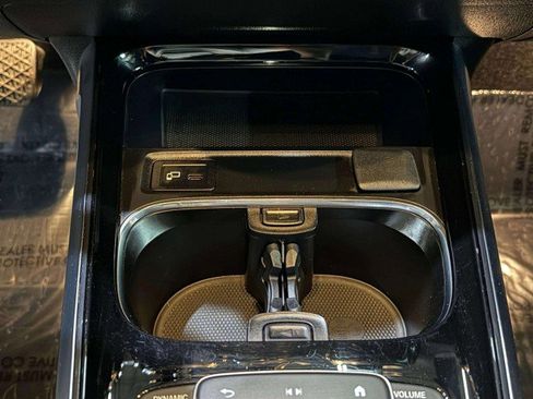 Used 2021 Mercedes-Benz GLB 250 image 60