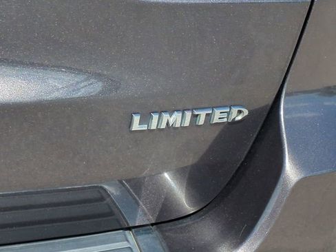 Used 2016 Jeep Grand Cherokee Limited AWD/4WD image 13