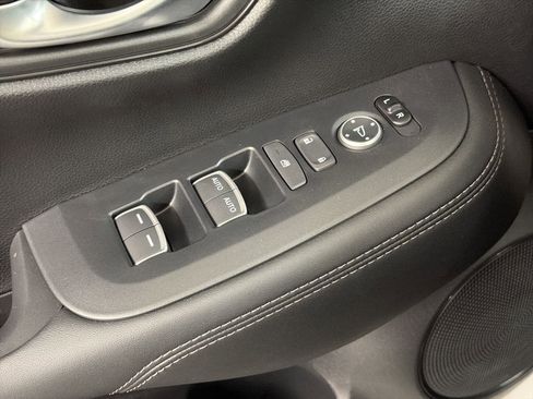 New 2026 Honda HR-V EX-L image 13