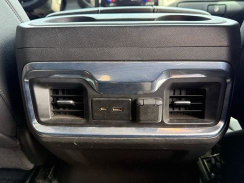 Used 2022 Chevrolet Silverado 1500 LTZ w/ LTZ Premium Package image 34