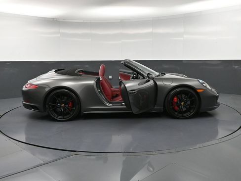 Certified 2017 Porsche 911 Carrera 4S AWD/4WD image 37