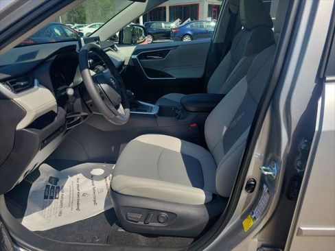 Certified 2025 Toyota RAV4 XLE Premium image 15