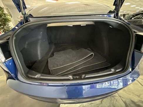 Used 2018 Tesla Model 3 Mid Range RWD image 25