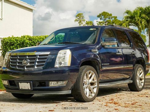 Used 2009 Cadillac Escalade AWD image 14