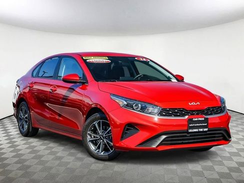 Certified 2024 Kia Forte LXS image 2