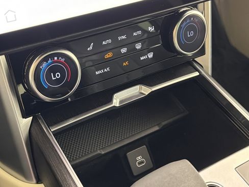 Used 2023 Land Rover Range Rover SE AWD/4WD image 20