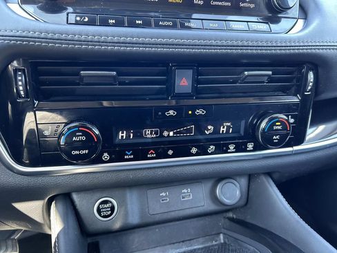 Used 2023 Nissan Rogue SL w/ SL Premium Package AWD/4WD image 32