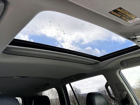 Used 2016 Lexus GX 460 460 w/ Premium Package image 20