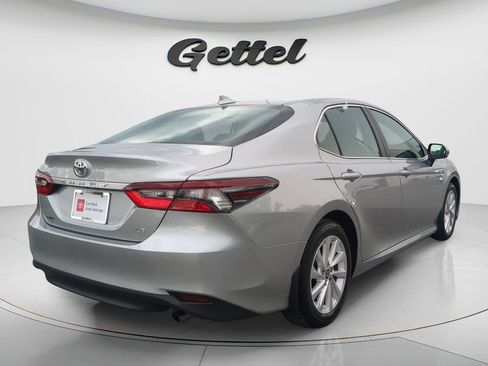Used 2024 Toyota Camry LE FWD image 4