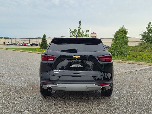Used 2023 Chevrolet Blazer LT w/ Driver Confidence Package AWD/4WD image 6
