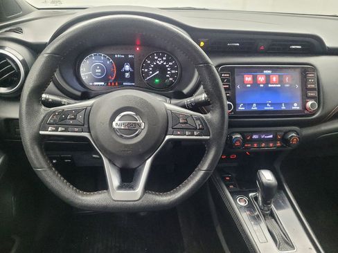 Used 2021 Nissan Kicks SR FWD image 22