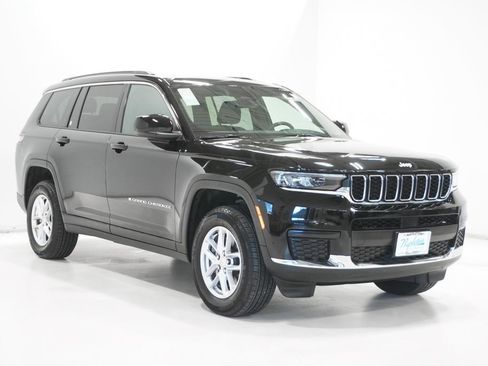 New 2025 Jeep Grand Cherokee L Laredo w/ Luxury Tech Group I image 4
