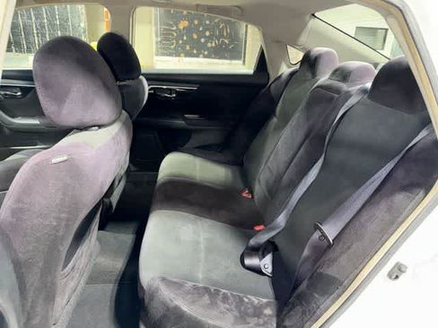 Used 2013 Nissan Altima 2.5 SV w/ 2.5SV Convenience Pkg FWD image 16