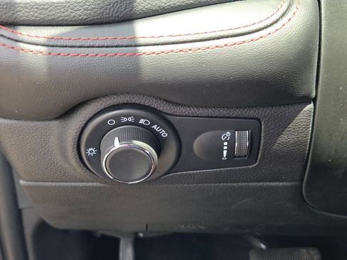 Used 2023 Dodge Durango GT RWD image 24