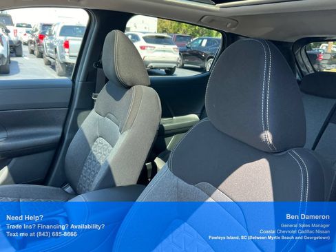 Used 2025 Nissan Kicks SV w/ SV Premium Package AWD/4WD image 8