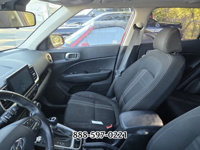 Used 2020 Hyundai Venue SEL w/ Convenience Package FWD image 8