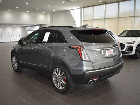 Used 2022 Cadillac XT5 Sportv w/ Technology Package AWD/4WD image 8