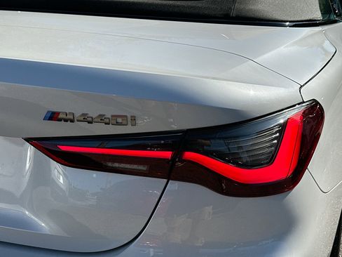 Certified 2024 BMW M440i Convertible w/ Premium Package image 32