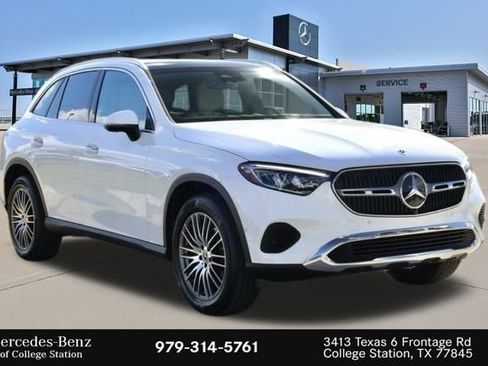 Certified 2025 Mercedes-Benz GLC 300 image 3