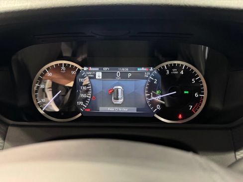Used 2022 Land Rover Range Rover Velar R-Dynamic S AWD/4WD image 18