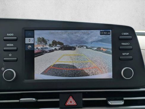 New 2026 Hyundai Elantra SE FWD image 13