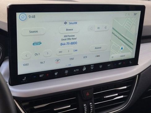 Used 2024 Ford Escape SE w/ PHEV Premium Package image 20