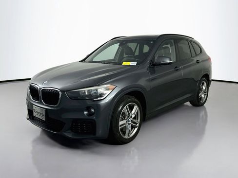Used 2019 BMW X1 xDrive28i w/ M Sport Package AWD/4WD image 3