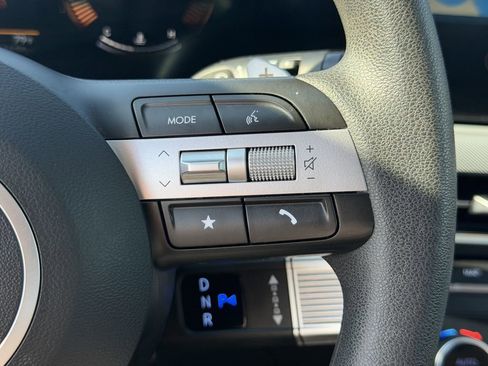 Used 2025 Hyundai Sonata SEL FWD image 22