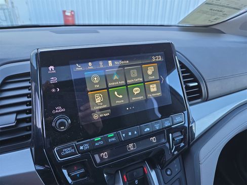 Used 2018 Honda Odyssey EX-L image 24