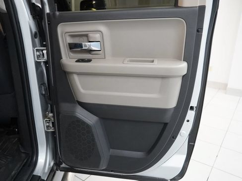 Used 2012 RAM 1500 Classic SLT w/ Remote Start & Security Group AWD/4WD image 26