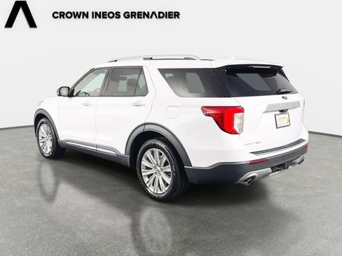 Used 2022 Ford Explorer Limited w/ Equipment Group 301A RWD image 6