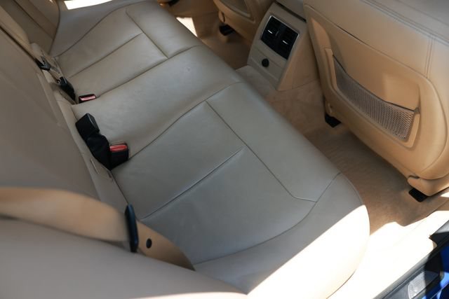 Used 2016 BMW 340i Sedan RWD image 15