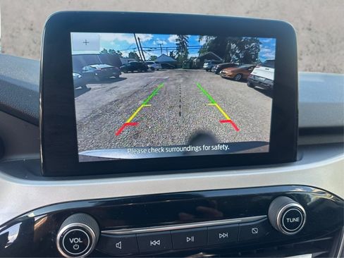 Used 2022 Ford Escape SE FWD image 32