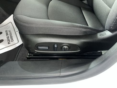 Used 2024 Chevrolet Malibu LT image 14