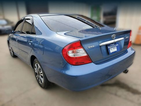 Used 2003 Toyota Camry LE FWD image 5