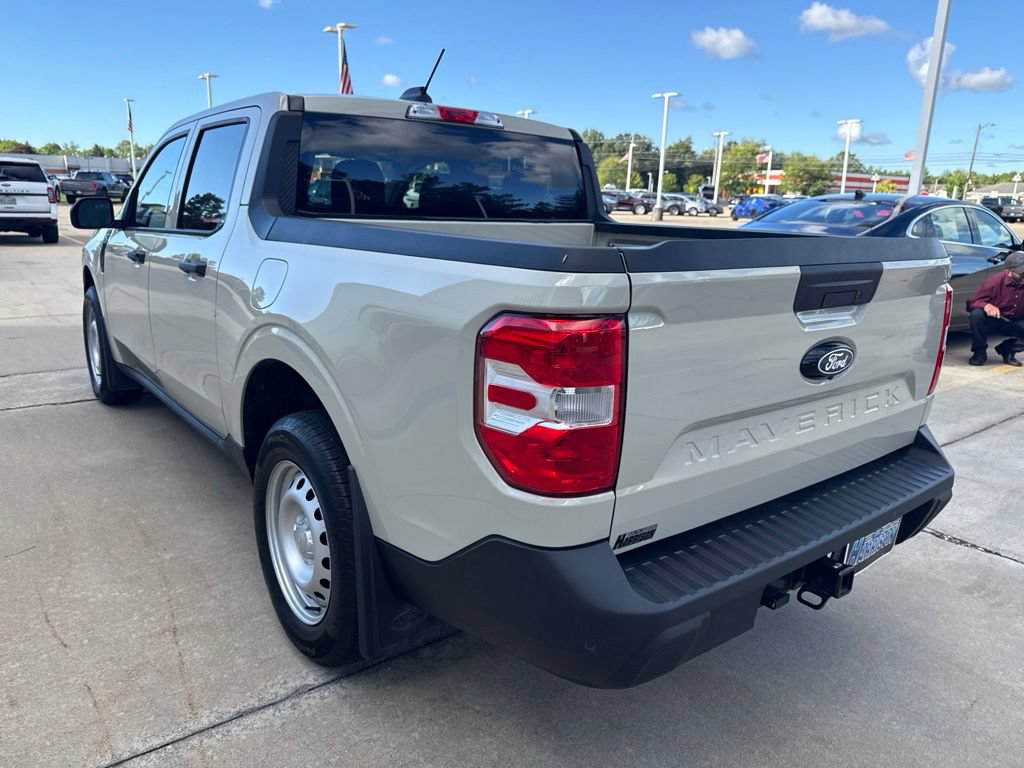 Used 2025 Ford Maverick XL FWD image 6