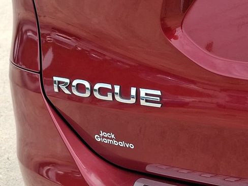 Used 2015 Nissan Rogue SL w/ SL Premium Package AWD/4WD image 31