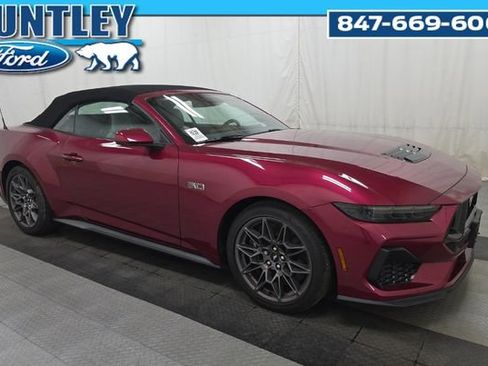 Used 2025 Ford Mustang GT Premium w/ GT Performance Package RWD image 3